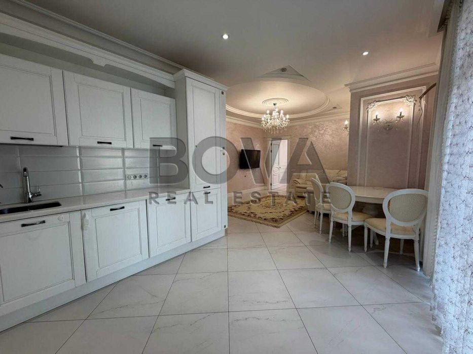 Apartment in Kyiv - View 4