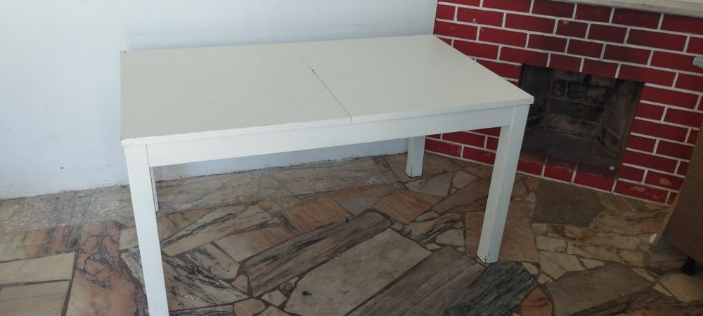 Mesa de refeição extensível