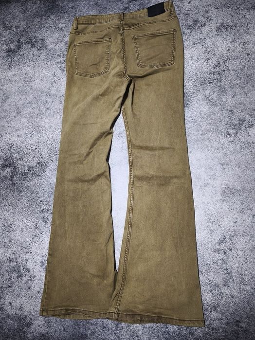 Flared jeans archive