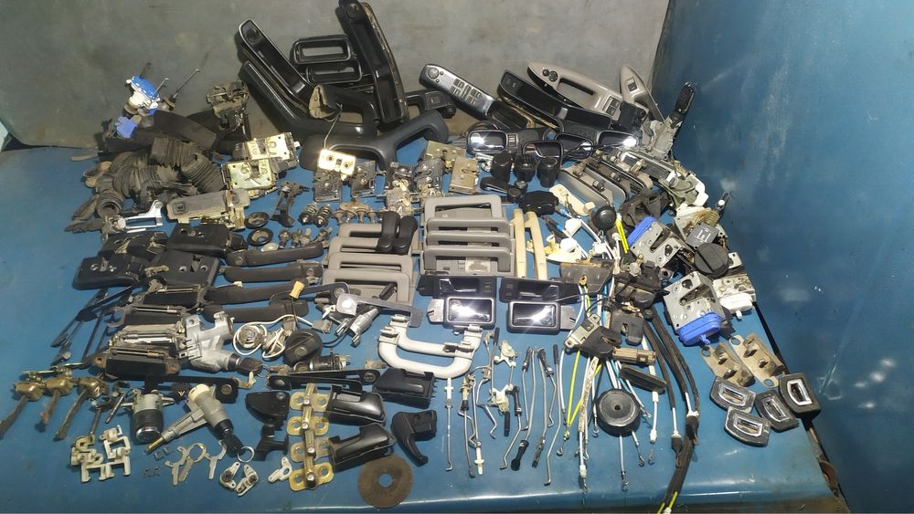 Замки серцевини ручки Ауді  Гольф Мазда Сузукі Тойота Корола Фіат Опел