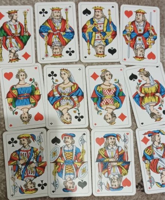Гральні карти ціна за всі