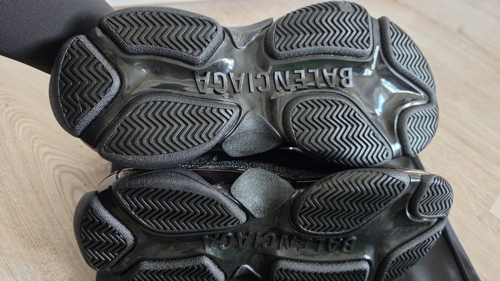 Balenciaga Triple S