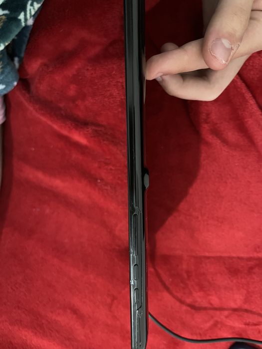 Tablet sunstech usado com o ecra partido