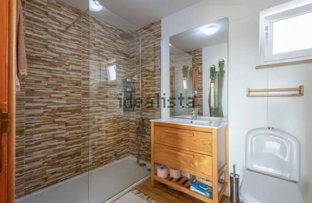 Apartamento T4 duplex com terraços e garagem