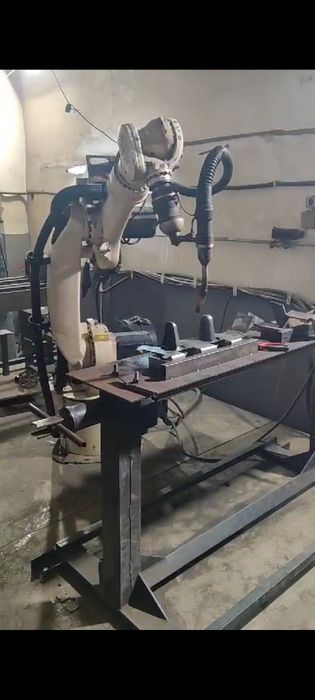 Високоточне зварювання (зварка) при застосуванні зварювальних роботів