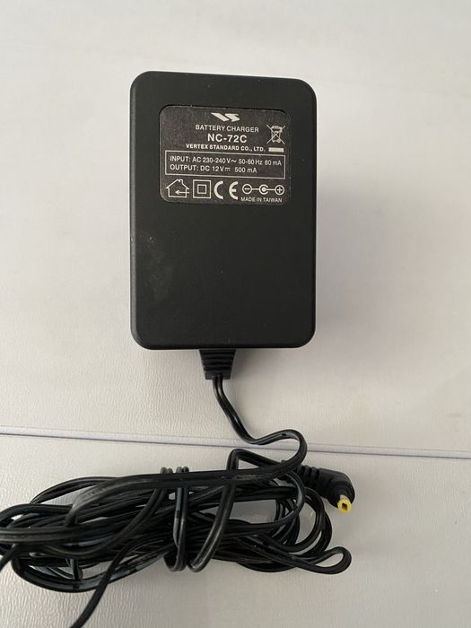 Yaesu VX-6R рація