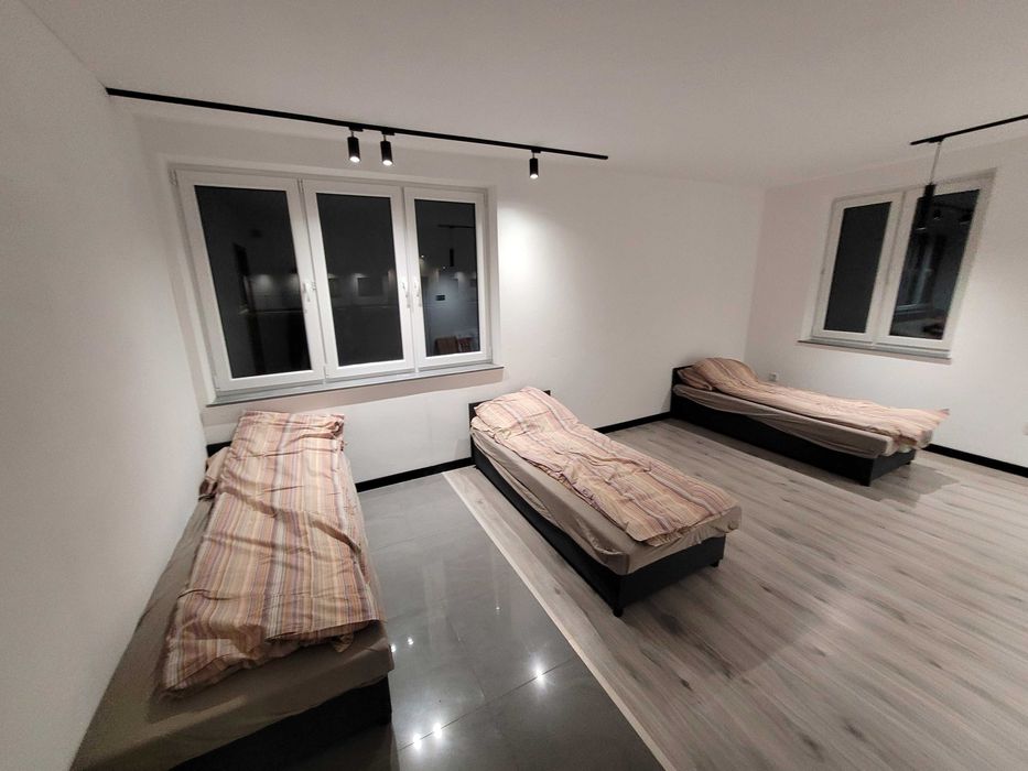 Dom do wynajęcia Nieruchomość  kwatery do wynajęcia do 7 osób A2 i S19