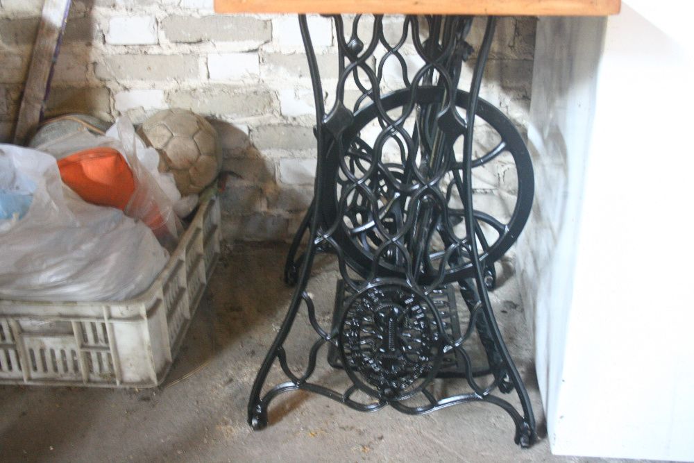 Maszyna do szycia Singier- odnowiona