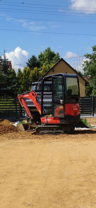 Usługi minikoparką 2 tony i koparko ładowarką 9 ton.