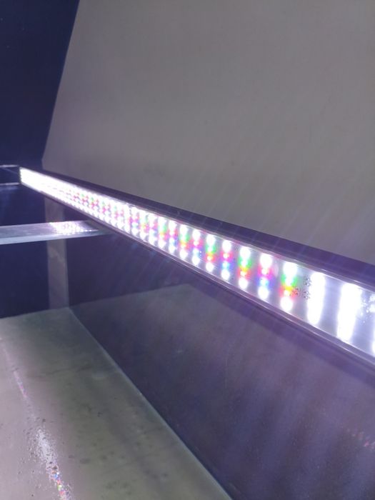 Lampa AquaLED Max color 150cm/62w