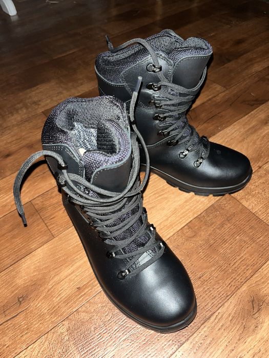 Поліцейське зимове взуття (берці)
