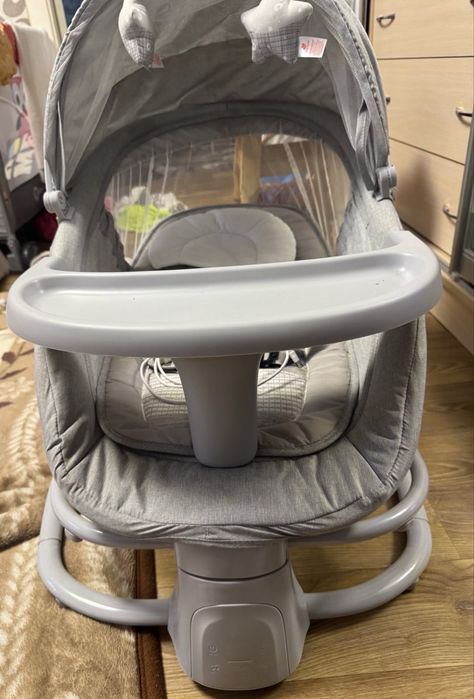 Заколисуючий центр-шезлонг Mastela 4 в 1.