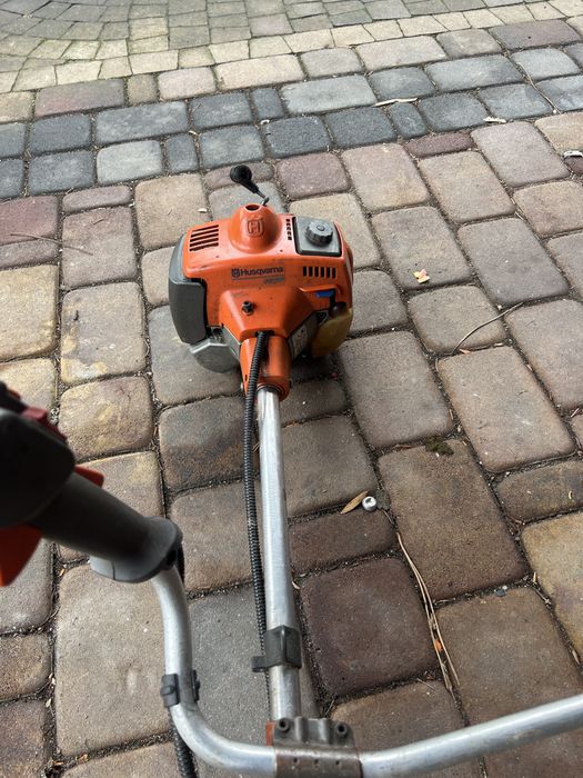 Kosa spalinowa Husgvarna 232R