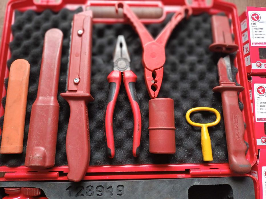 Narzędzia izolowane Lemp i Knipex