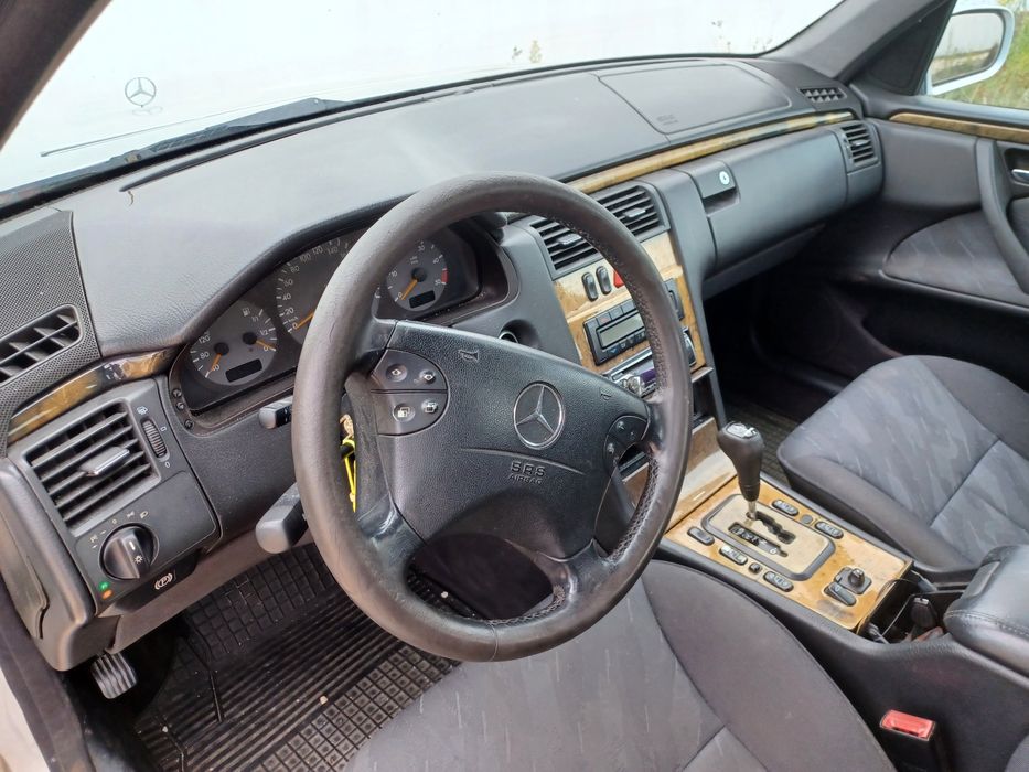 Mercedes e 220 cdi avangarde