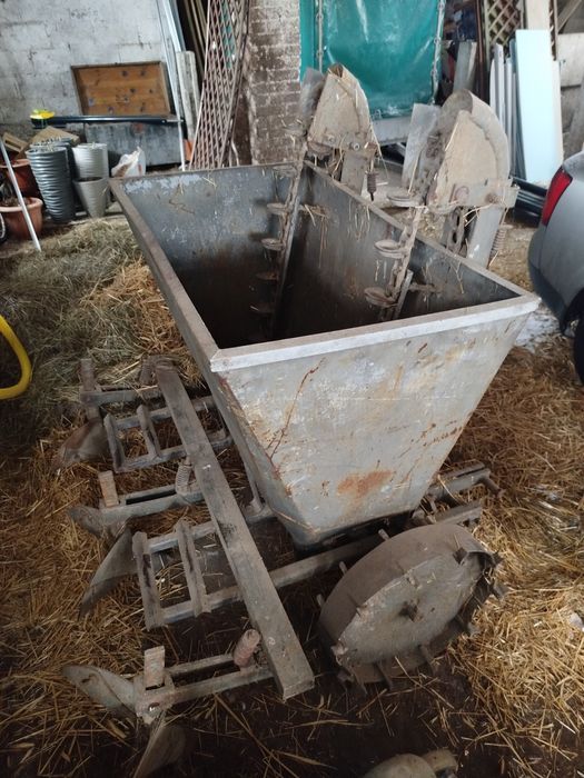 Sadzarka do ziemniaków