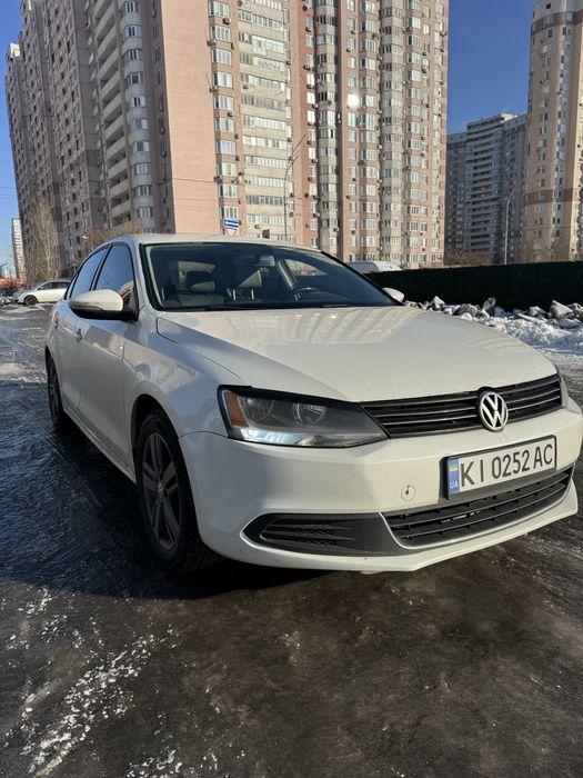 Volkswagen jetta 2013 рік гібрид