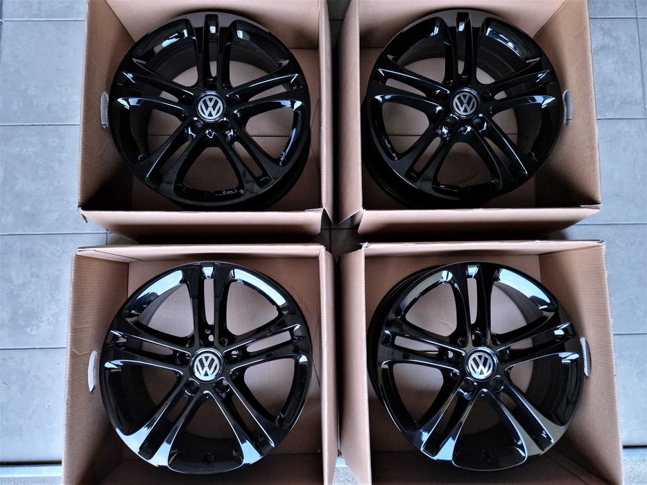 Alufelgi 17 5x112 VW Golf Passat Touran Jetta Caddy T-Roc Czarne 805#