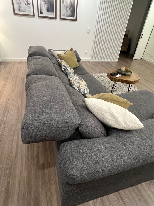 Vendo sofá e tapetes