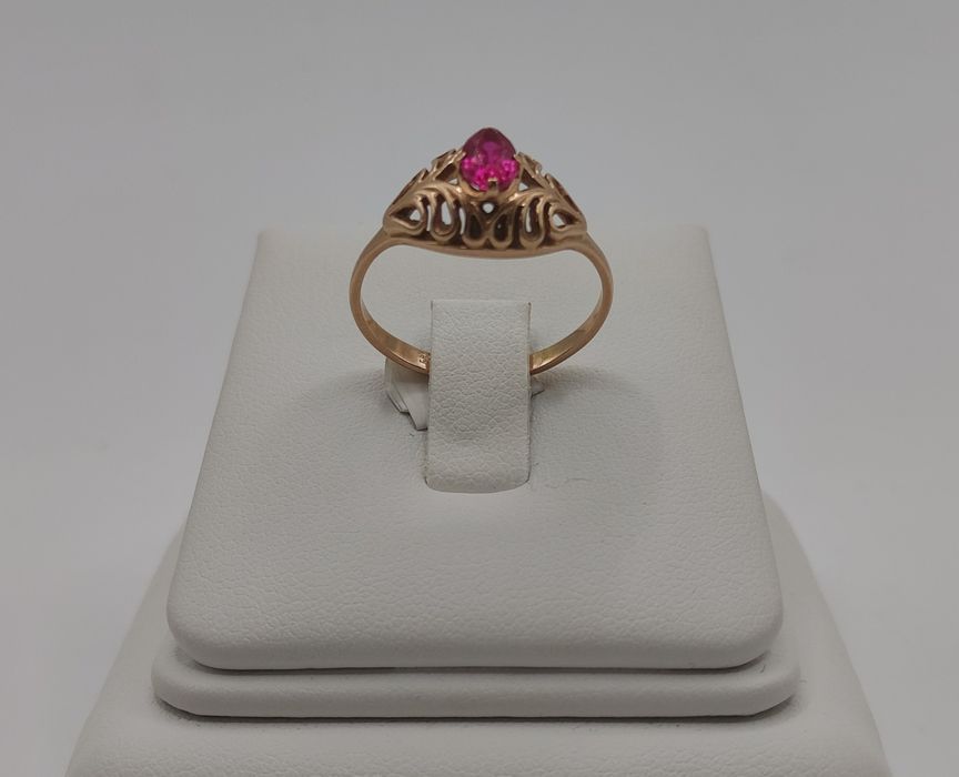 Piękny złoty pierścionek pr.585 od Halogsm Zgierz.