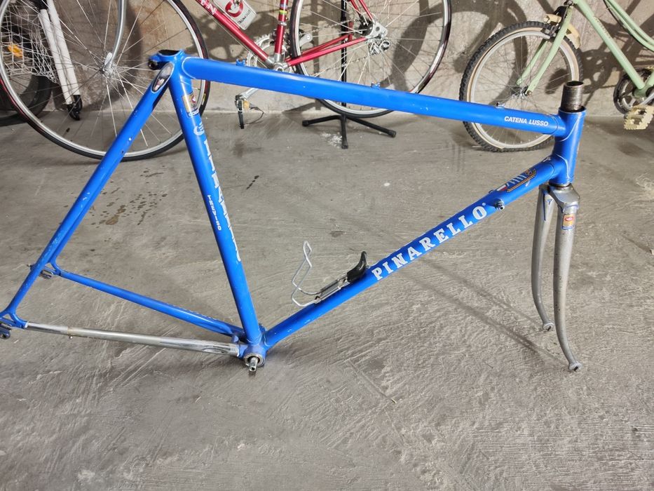 Vendo bicicleta Alan e quadro pinarello