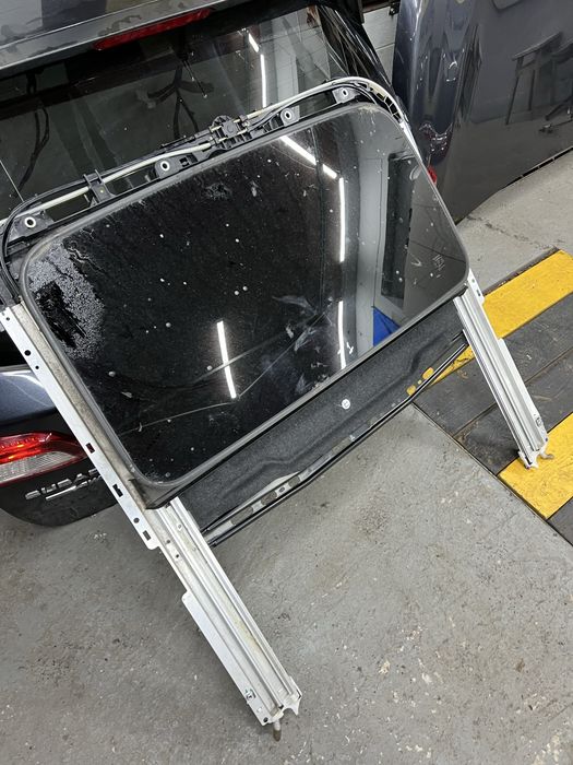 Люк скло subaru legacy outback 2015-2019 рік