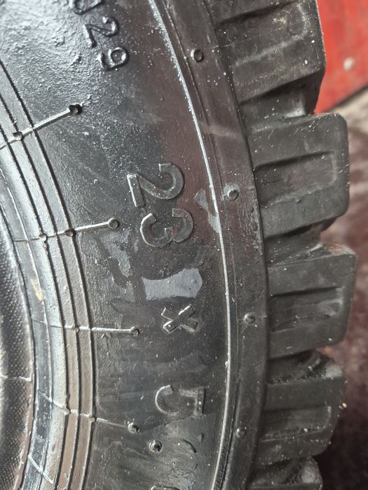 Opony 23x5   23r5