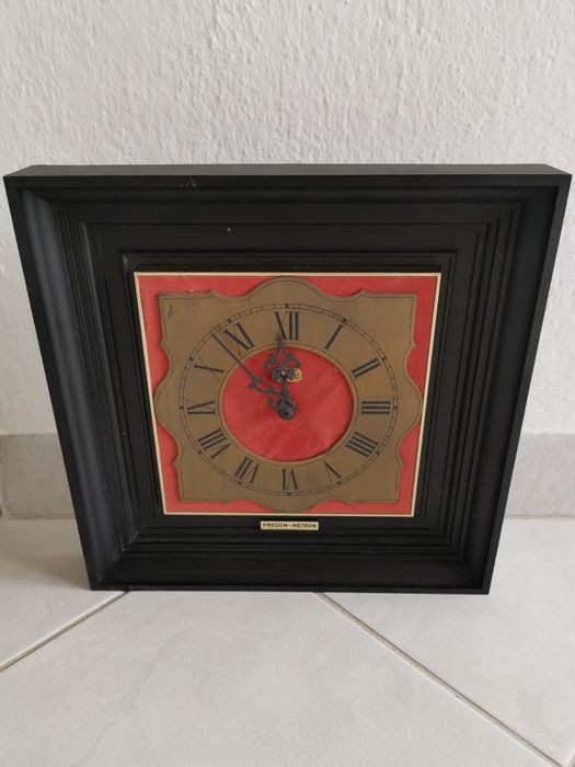 Predom Metron zegar ścienny PRL, vintage