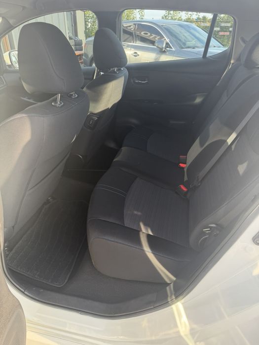 Nissan leaf 40 гарний стан