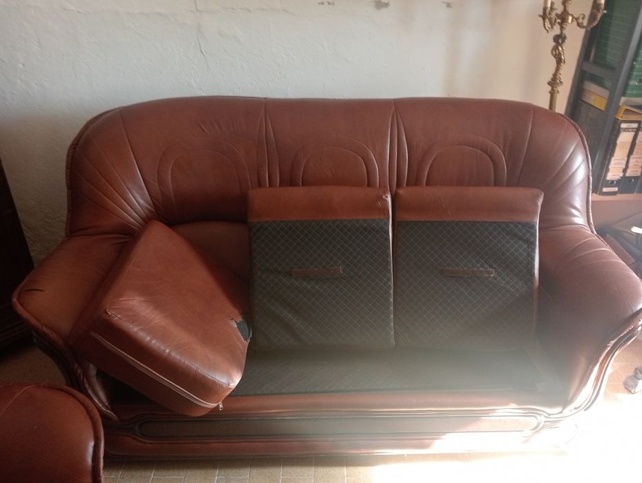 Jogo Sofás,com 1 Sofá cama e 2 Individuais