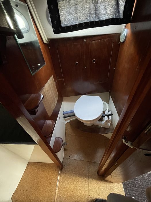 Яхта парусная Jaguar 27