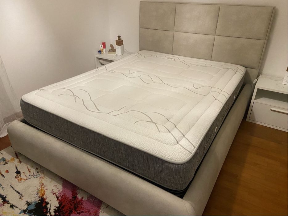 Cama e colchao de casal 1.50x2.00