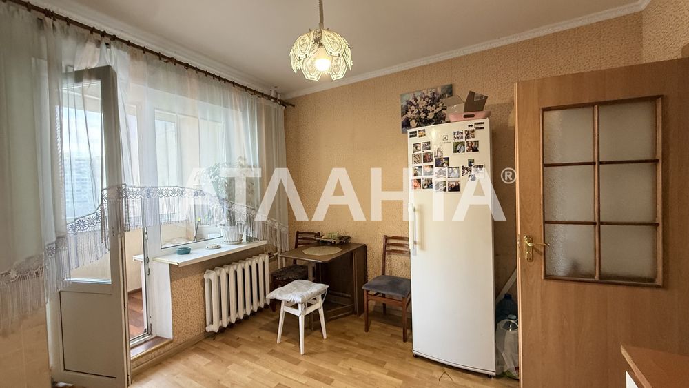 Трикімнатна квартира метро Позняки держ програми