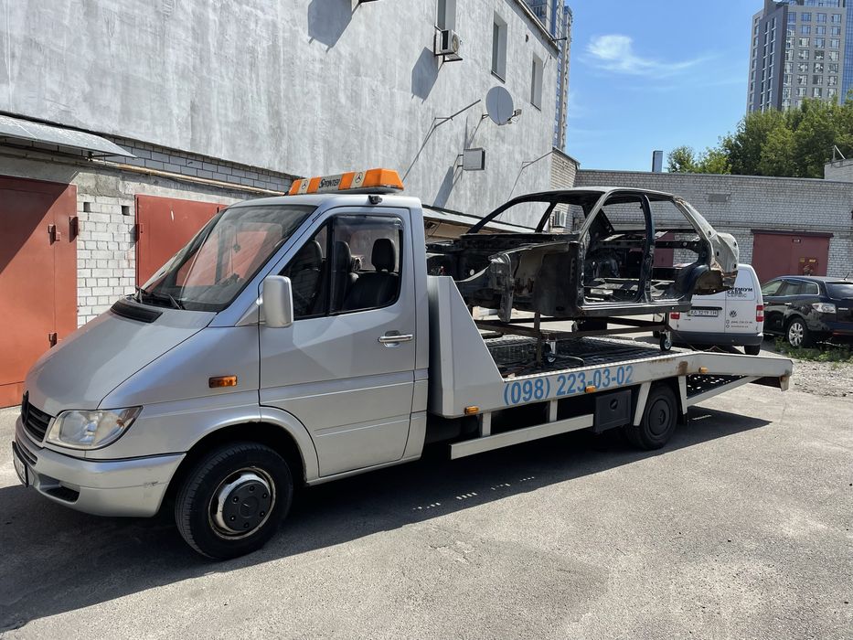 Евакуатр Київ та область недорого, швидко, якісно