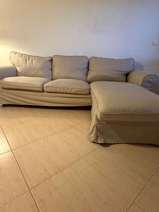 Sofá IKEA EKTORP 3 Lugares com Chaise Longue – Como Novo