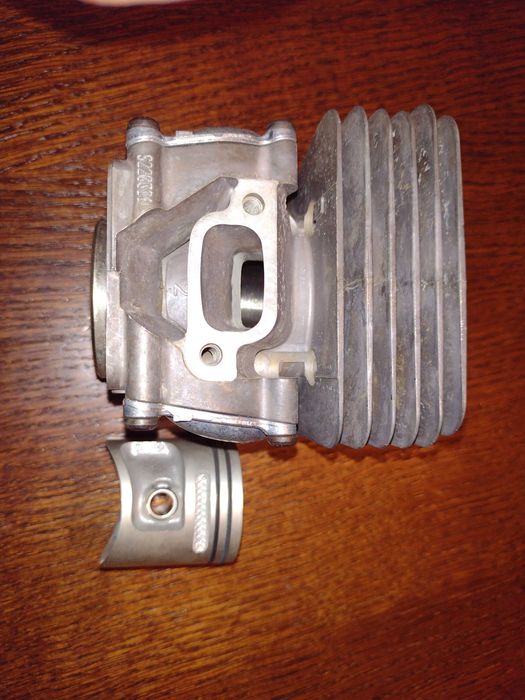 Cylinder + tłok do Husqvarna 545RX 545RXT 545FR
