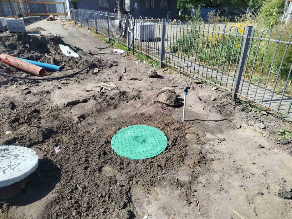 Буріння свердловин, монтаж насосного обладнання, септики, гарантія