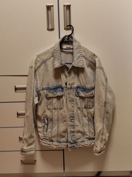 Джинсовий піджак Bershka