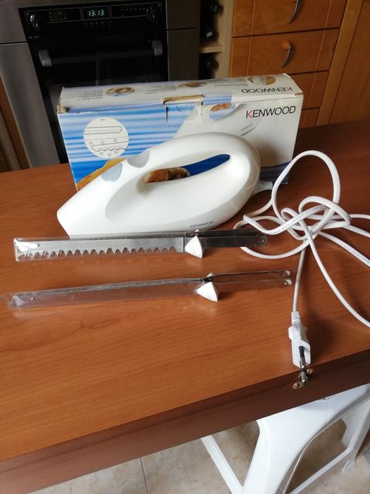 Vendo serra eléctrica como nova para desocupar