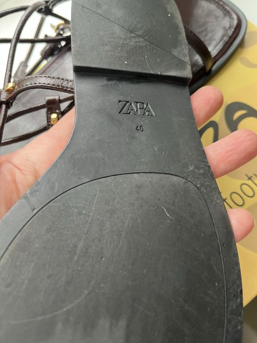 Босоніжки шоколад Zara