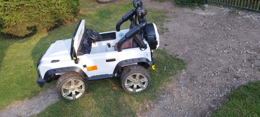 Samochód na akumulator 12V