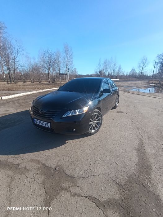 Тойота Камрі продам