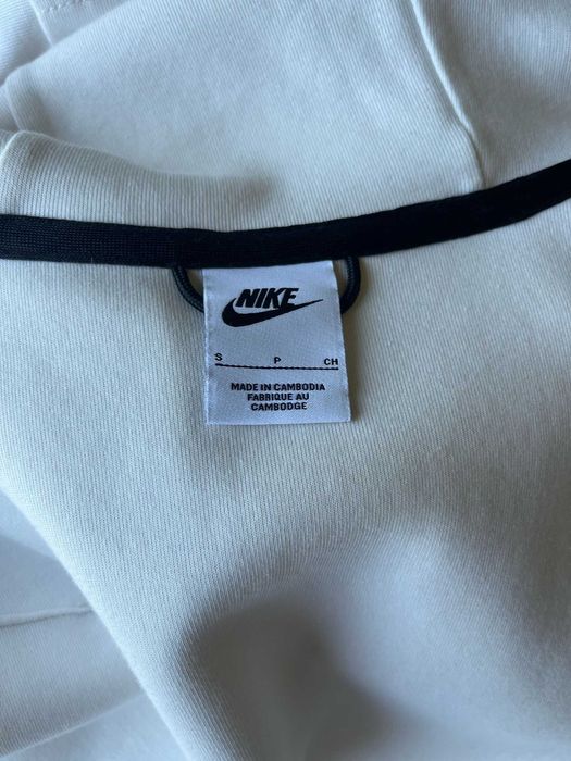 Casaco Nike Tech Fleece