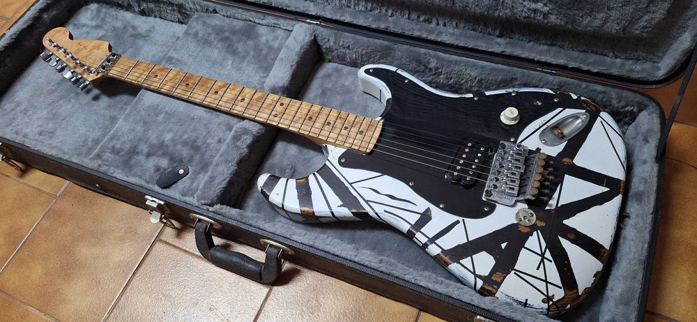 Guitarra Van Halen Frankenstrat - 1ro Album