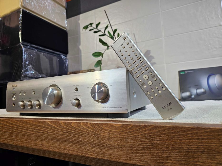 Підсилювач Denon PMA-700AE