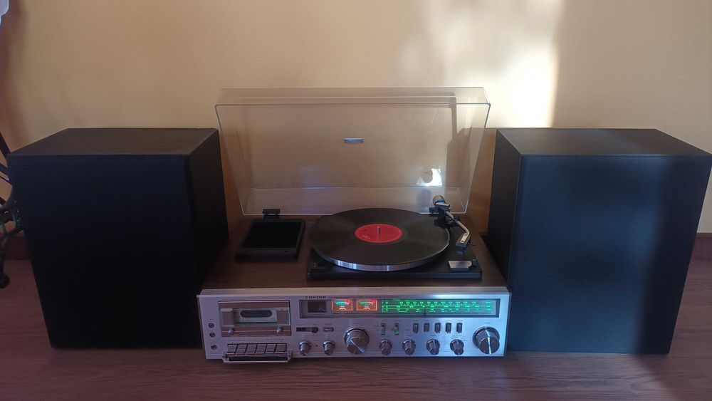 Giradiscos Conion
