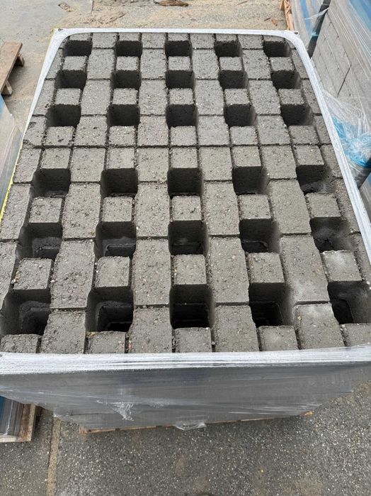 Płyty YOMB 90x60x10 i 175x100x12,5 Zbrojone, Ażurowe, Dostępne, Tanie