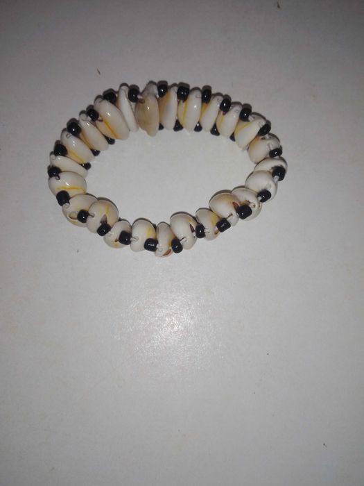 Pulseira elástica em excelente estado