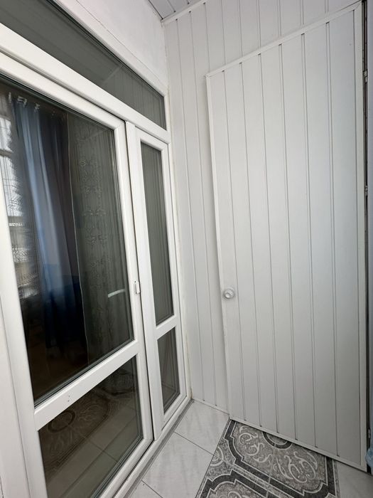 Продам 2 кімнатну квартиру з ремонтом  та меблями!