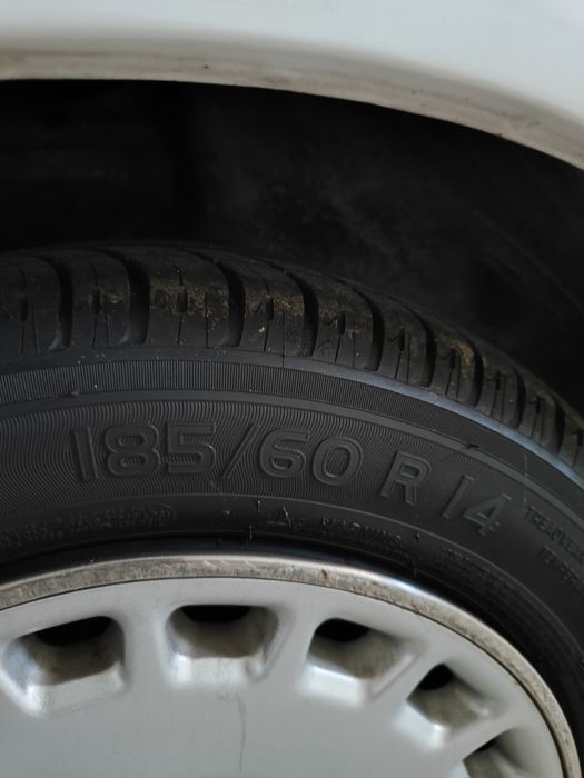 Pneus Novos Michelin 185/60 R14